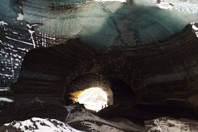 Ice Cave Katla Private Super Jeep Tour from Vík - What the guides add to the day