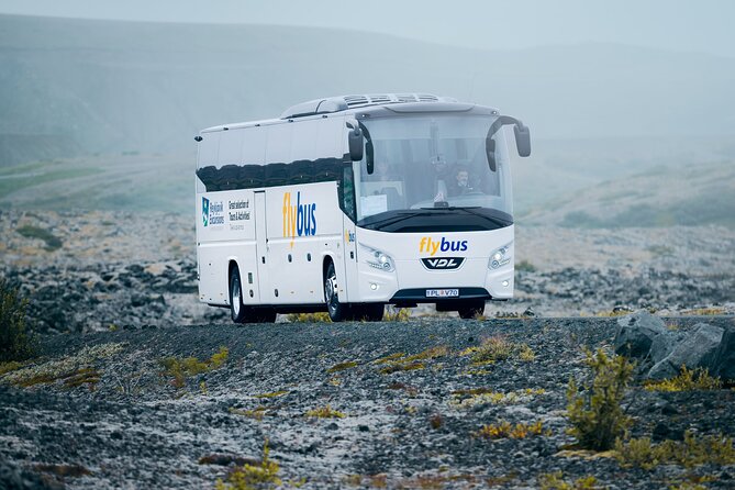 Iceland Airport Transfer from Reykjavík Hotels to KEF Airport - Arriving at KEF Airport with luggage