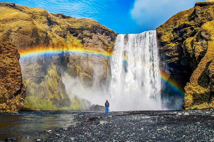 Iceland: Full-Day South Coast, Black Beach & Waterfalls Tour - How the guides shape the day