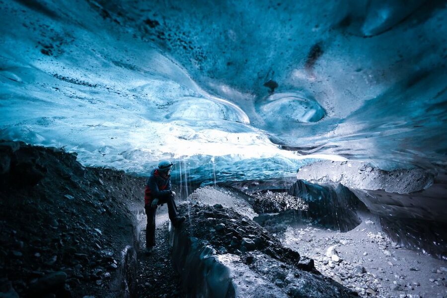 Iceland: Ice Cave Captured with Professional Photos - Reaching the glacier by Super Jeep