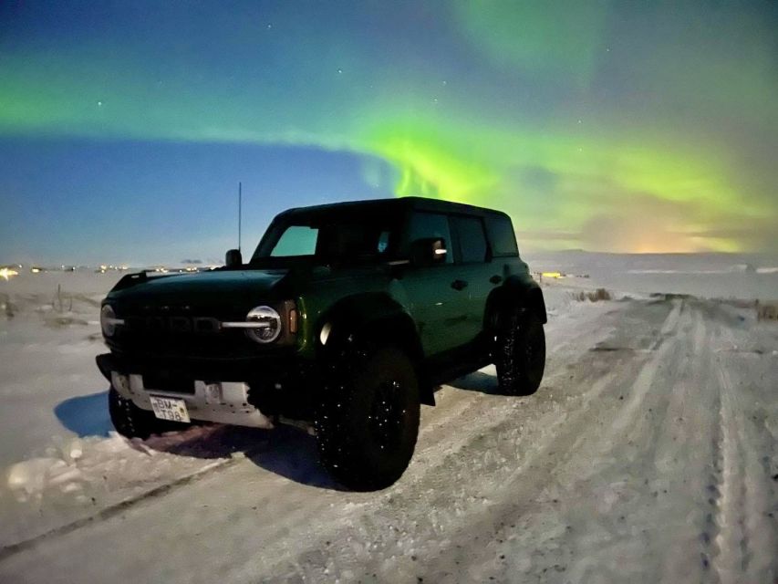 Iceland in a nutshell, private Super Jeep - Riding onto Langjökull by Super Jeep