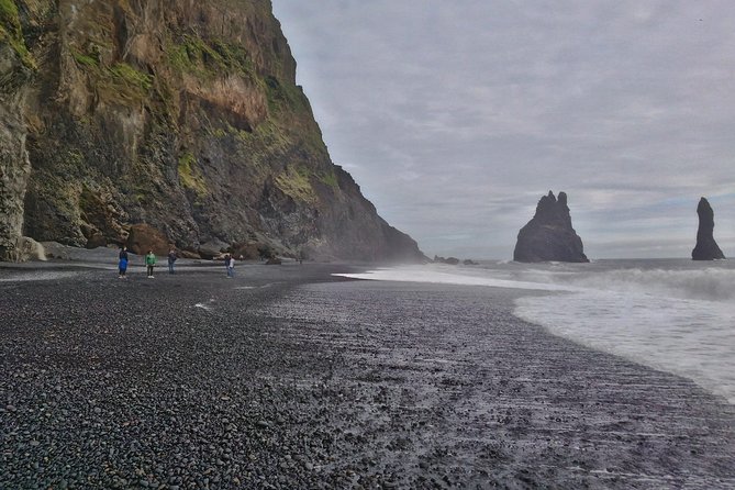 Iceland's south coast G spots - Sólheimajökull, a glacier that records change