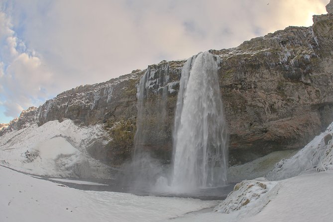 Iceland's south coast G spots - Reynisfjara, where the beach is not gentle