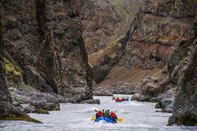 Iceland’s Top Grade 4 Rafting – Drysuit, Canyon & Adrenaline - Why the East Glacial River is worth your day