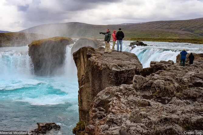 Iceland: See & Experience it ALL in 9 Days, 1st Class Custom Tours - Why nine days helps in Iceland