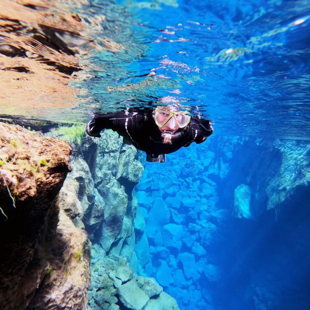 Iceland: Silfra Snorkeling Tour and Sky Lagoon Spa Combo - Settling into Sky Lagoon’s seven-step ritual