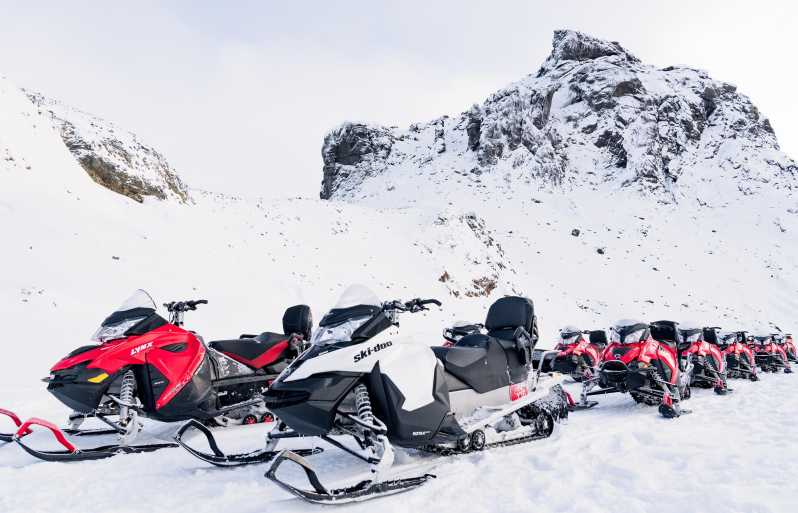 Into the Glacier: Snowmobile + Langjökull Ice Tunnel Combo - The snowmobile ride, about 40 minutes on the ice