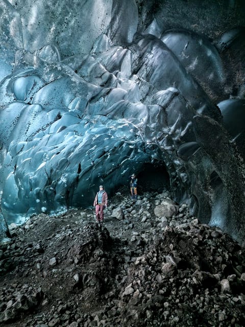 Jökulsárlón: Blue Ice Cave Tour and Glacier Walk - Photography: Camera First, Tripod Maybe