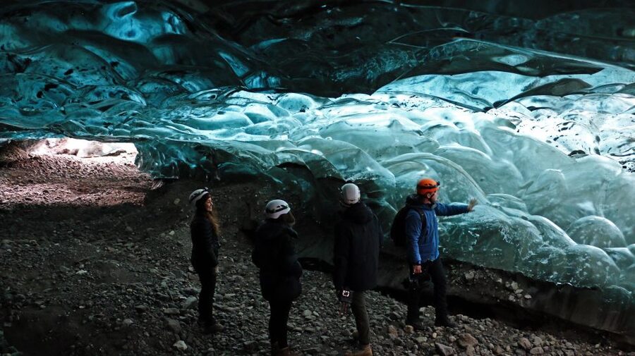 Jökulsárlón: Crystal Ice Cave Super Jeep Tour - Who should book this experience?