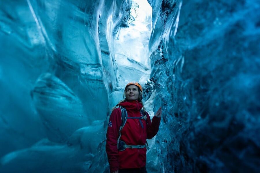 Jökulsárlón: Crystal Ice Cave Super Jeep Tour - Starting at Jökulsárlón Glacier Lagoon
