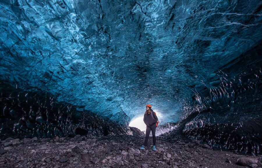 Jökulsárlón: Crystal Ice Cave Super Jeep Tour - Crossing the ice to the cave entrance