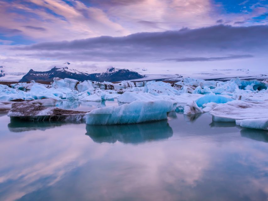 Jökulsárlón Floating Glacier & Diamond Beach Day Tour - Who should book this experience