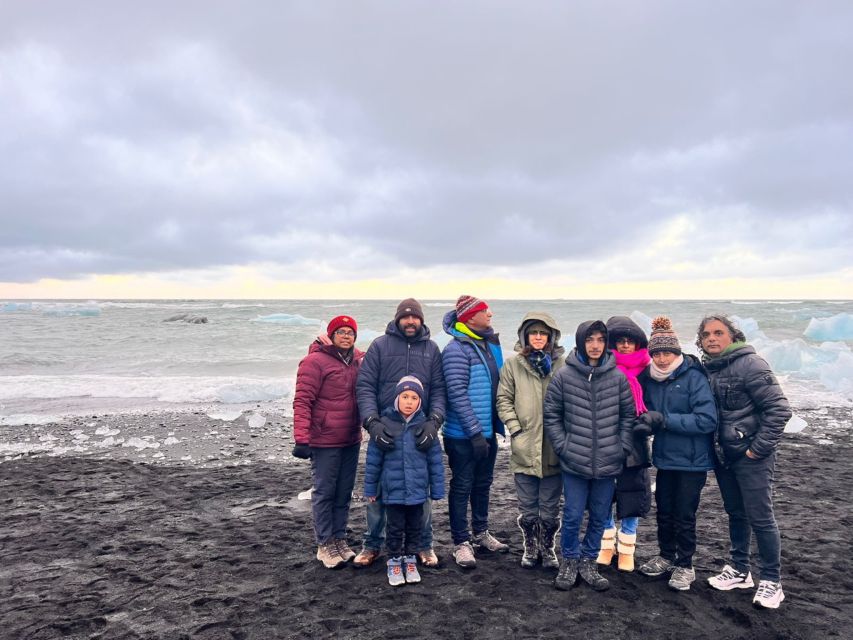 Jökulsárlón Floating Glacier & Diamond Beach Day Tour - A private tour that works well for families