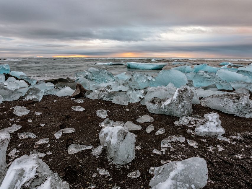 Jökulsárlón Floating Glacier & Diamond Beach Day Tour - The Reykjavík pickup and the five-hour drive