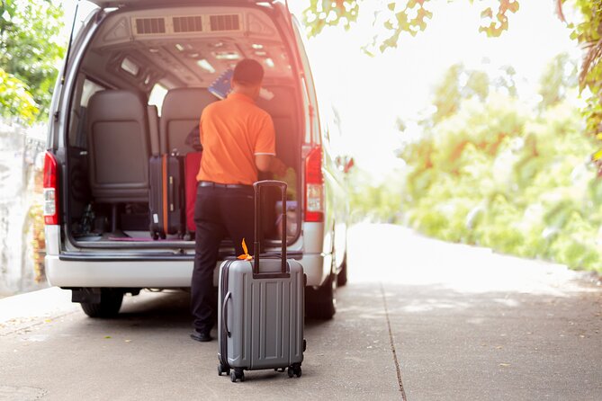 Keflavik Airport Private Transfer To/From Reykjavik cruise Ports - Is $87.50 per person a good value?