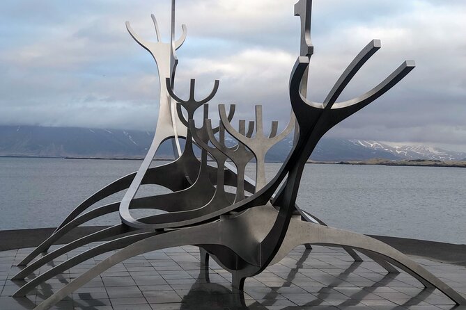 Keflavik International Airport Private Transfer To/From Reykjavik - Luggage limits are more important than they look