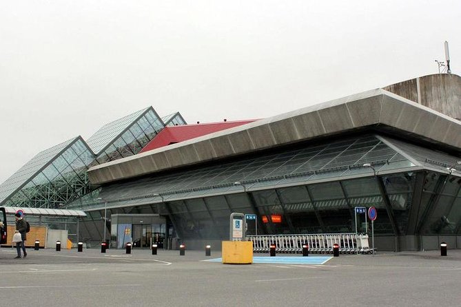 Keflavik To Reykjavik Private Luxury Airport Transfer - A good choice for the ride back to Keflavík