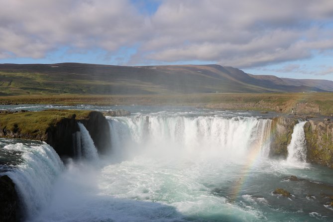 Lake Mývatn and Powerful Dettifoss Day Tour from Akureyri - Skútustaðagígar adds a quieter volcanic stop