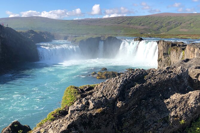 Lake Myvatn Day Tour and Godafoss Waterfall for Cruise Ships from Akureyri Port - Námaskarð and the Hverir mud pools