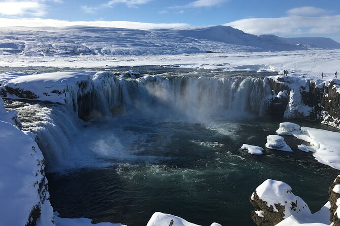 Lake Myvatn Private Day Tour Mývatn, Godafoss Waterfall for Cruise Ships - The guide can make or break a short day