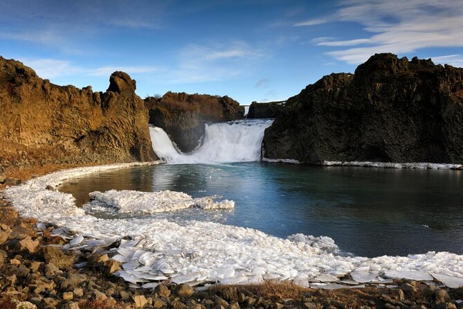 Landmannalaugar by Super Jeep from Reykjavik - Thjorsardalur Valley begins the day gently