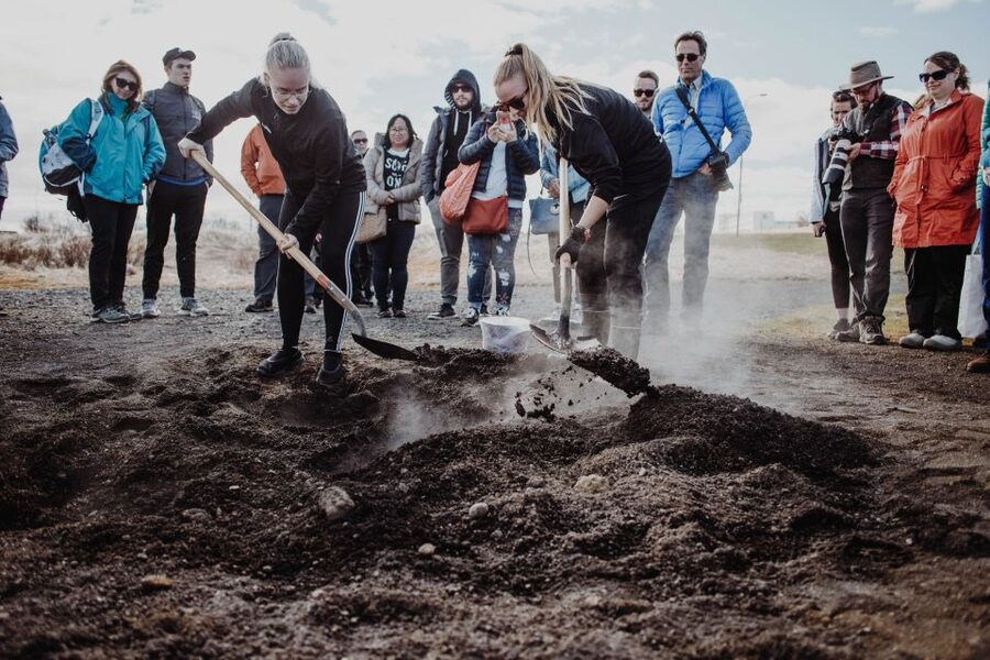 Laugarvatn Fontana: Geothermal Bread-Baking Experience - Key points to know before you book
