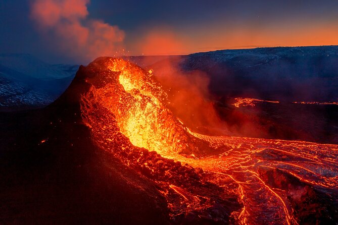 Lava Centre Interactive Volcano Exhibition - The rooftop observatory puts the volcanoes in context