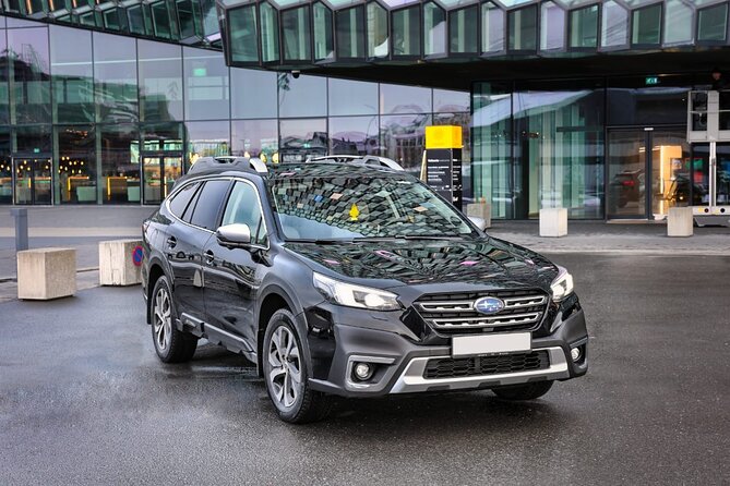 Luxury Private Transfer from Reykjavik to Keflavik Airport - A Quiet Finish to Your Iceland Trip