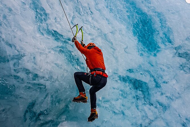 Micro group - Ice climbing at Sólheimajökull - What could make the day less enjoyable
