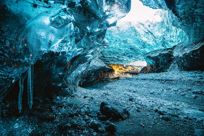 Natural Blue Ice Cave Tour of Vatnajökull Glacier from Jökulsárlón - Crowds, cave size, and the limits of the experience