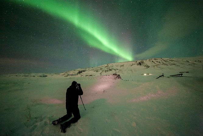 Northern Lights Bus Tour from Reykjavik with Hot Chocolate - Why multiple stops can help, and when they do not