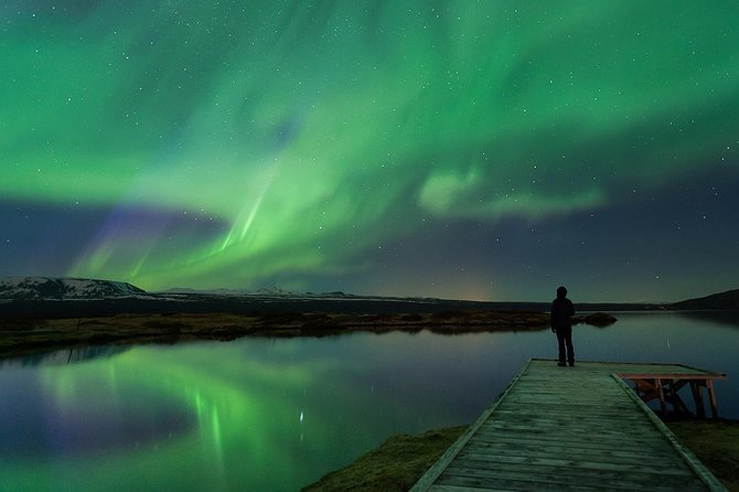 Northern Lights Guided Bus Tour from Reykjavik - Group size, comfort, and safety