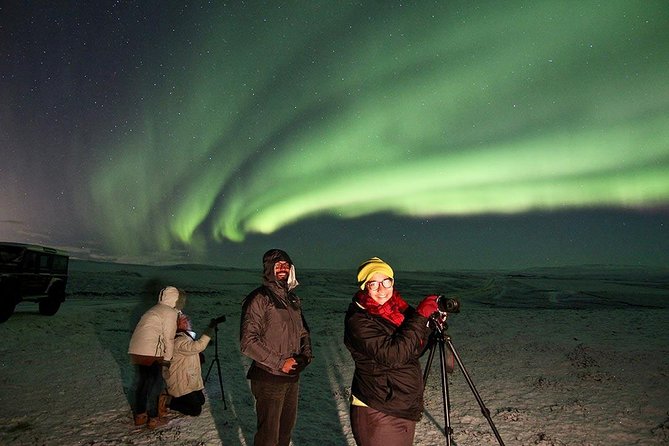Northern Lights Private Super Jeep Tour with Photos - Hot chocolate, liqueur, and the cold factor
