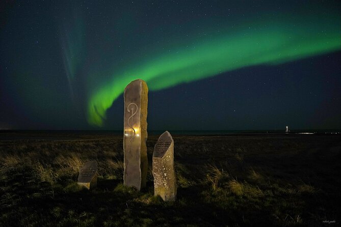 Northern Lights Small-Group Tour with Hot Chocolate & Photos - Timing, pickup, and what to wear