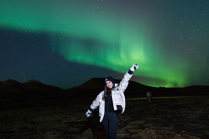 Northern Lights Small Group Tour with Photos - Who should book this experience?