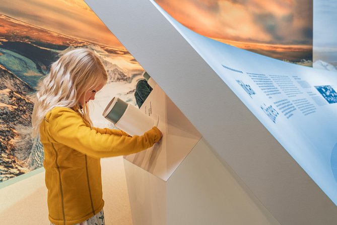 Perlan - Wonders of Iceland Experience - Exhibits connect Iceland’s nature and wildlife