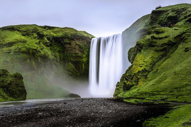 Personalized Road Trip Plan - Building a seven-day route around waterfalls, glaciers, and hot springs