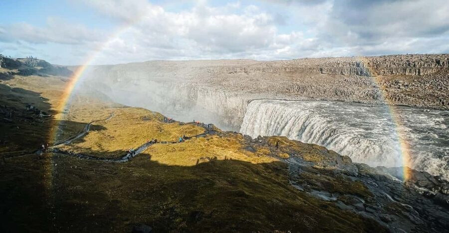 Port Akureyri: Godafoss Waterfall, Myvatn and Dettifoss - Leaving Akureyri for Goðafoss