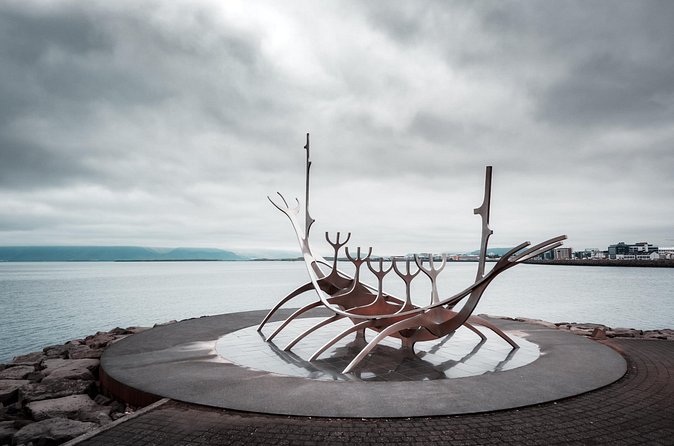 Private 6 Hour Airport or Cruise Tour with Transfer - Hallgrímskirkja and the old city