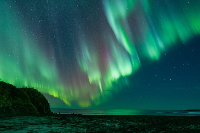 Private Aurora Hunt with Photos in Super Defender - Why a private aurora hunt can be worth the cost