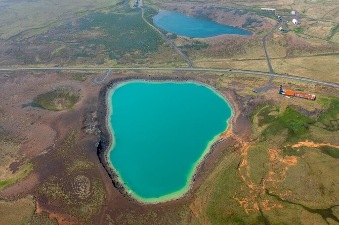 Private Bespoke Reykjanes Peninsula Tour - Kleifarvatn brings a darker mood