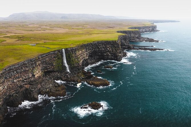 Private Bespoke Reykjanes Peninsula Tour - Grindavík adds a human scale