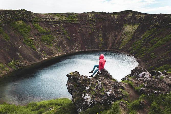Private Golden Circle & Secret Lagoon tour from Reykjavik - The Secret Lagoon: a quiet end to a long day