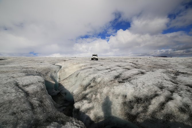 Private Golden Circle Tour by Superjeep from Reykjavik - Þingvellir National Park And The Tectonic Plates