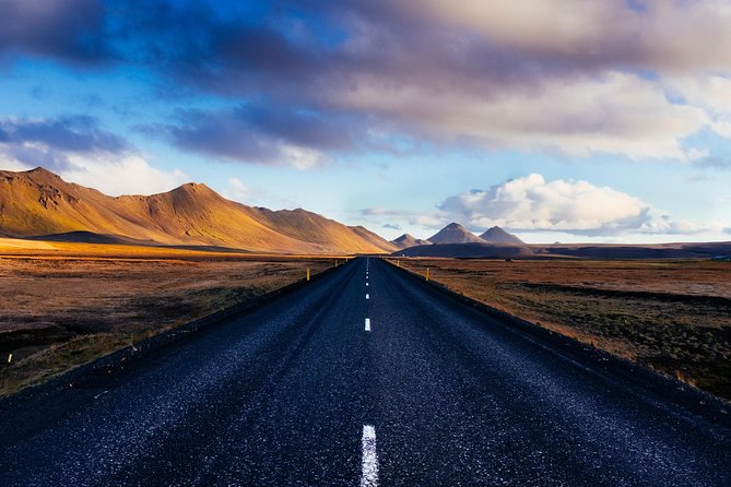 Private Golden Circle Tour Iceland | Day Tour - Geysir and Haukadalur’s geothermal drama