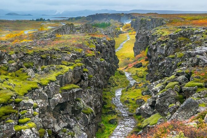 Private Golden Circle tour in a premium class car. - Efstidalur II adds farm food and a sweet break