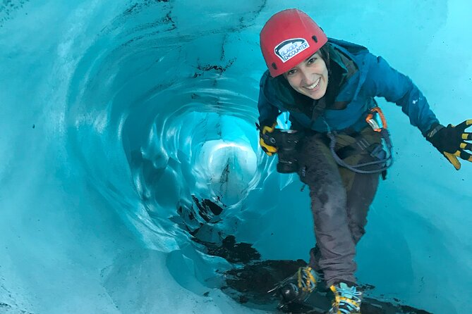 Private Guided Hike Experience on Sólheimajökull Glacier - What to wear for Icelandic conditions