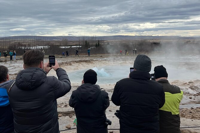 Private Guided Tour Golden Circle & Friðheimar Greenhouse Iceland - Geysir: wait for Strokkur to erupt