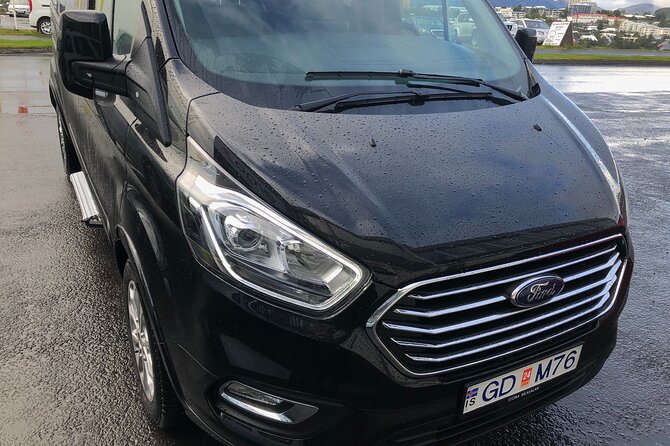 Private Reykjavík Round Trip Airport Transfer - Who gets the best value from $566.89