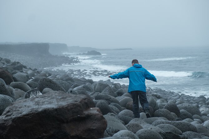 Private Secret Spots of Iceland Full day Tour with Photography by Luke - Grænavatn: a green volcanic crater lake